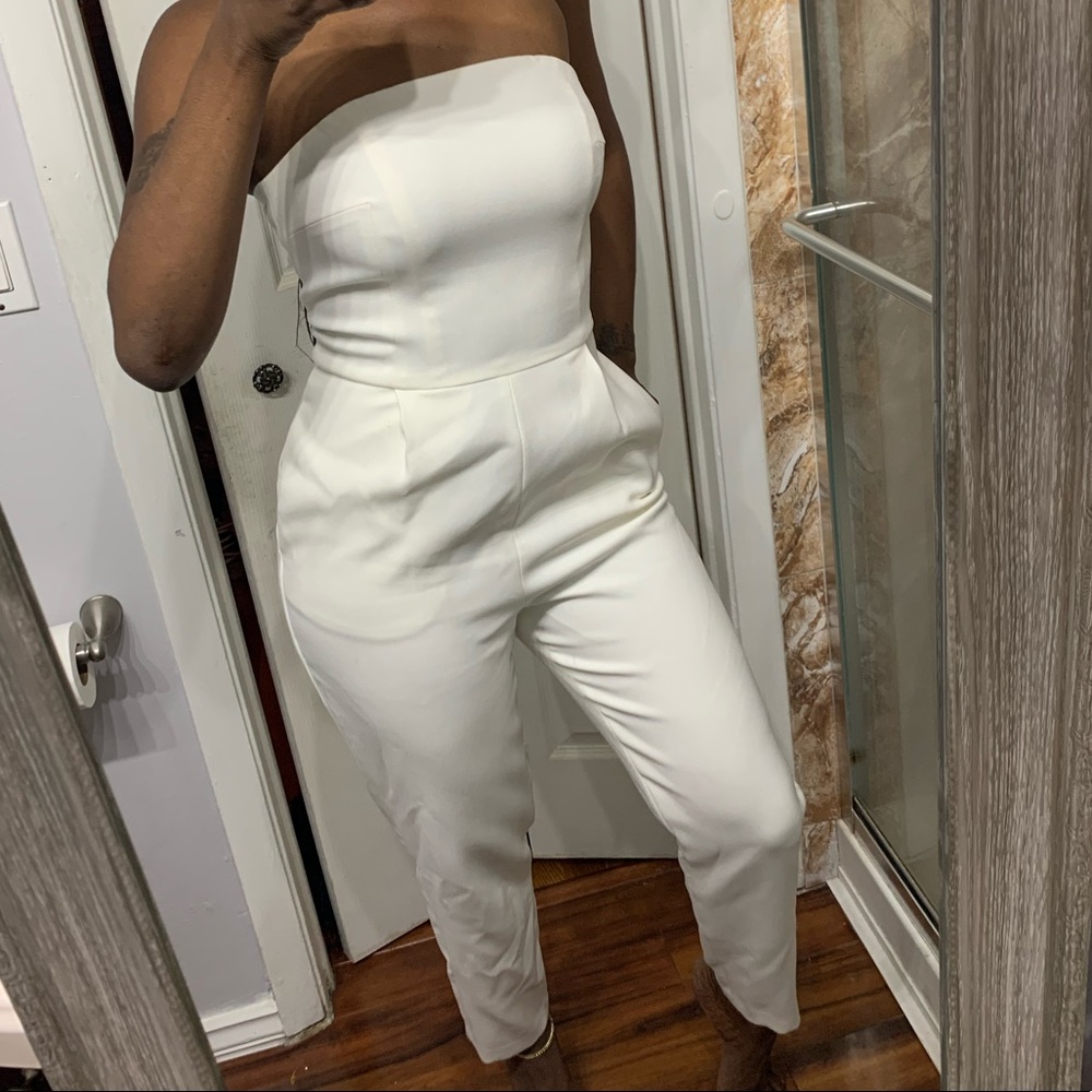 🚫SOLD🚫Express White Strapless Jumpsuit - Picture 7 of 8